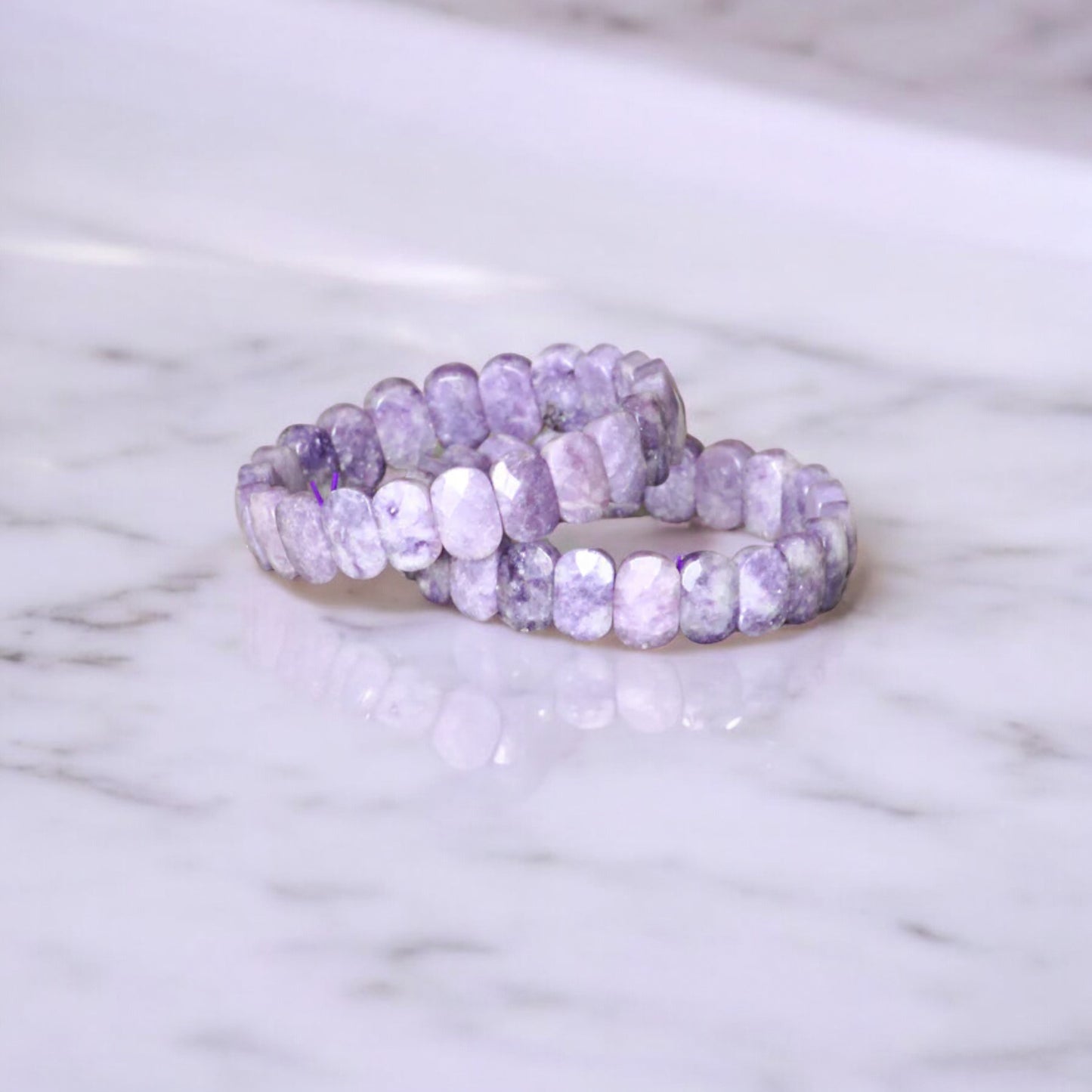 Lavender Quartz Bracelet: Comfortable Oval Quartz Bracelet - Perfect Gift for Girls