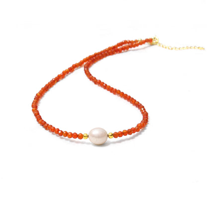Natural Carnelian Beaded Necklace with Freshwater Pearl – Handmade Healing Gemstone Jewelry for Women