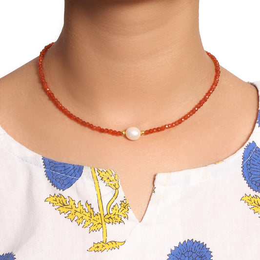 Natural Carnelian Beaded Necklace with Freshwater Pearl – Handmade Healing Gemstone Jewelry for Women