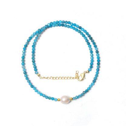 Elegant Natural Apatite & Pearl Necklace – Healing Crystal Jewelry for Balance & Inner Peace
