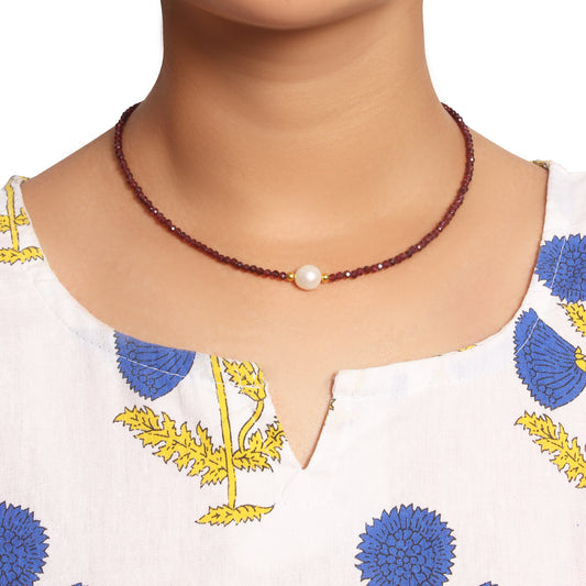 Elegant Natrual Garnet & Pearl Beaded Designer Necklace – Radiant Red Gemstone Jewelry for Love & Balance