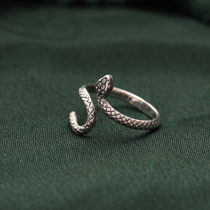 Bold Serpent Design Sterling Silver Ring – Symbol of Power, Transformation & Protection