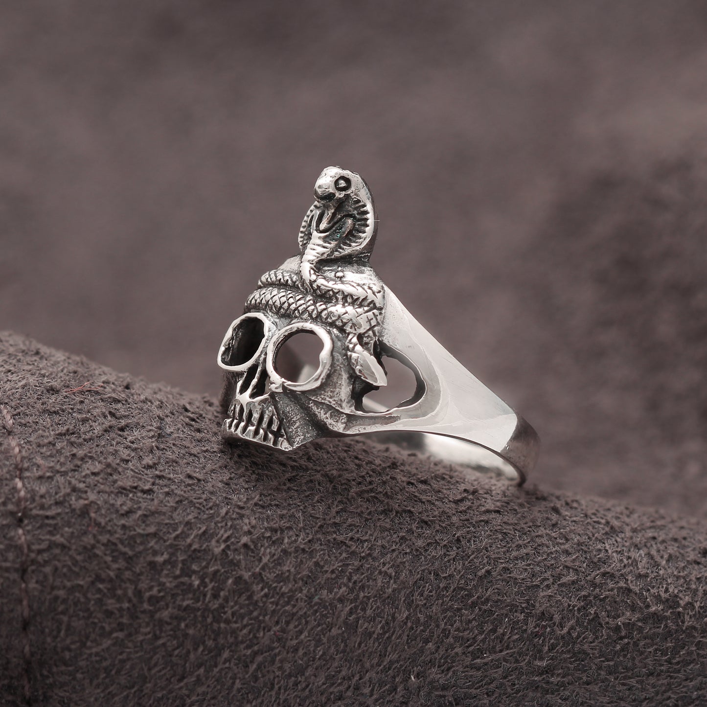 925 Sterling Silver Snake & Skull Ring – Bold Gothic Statement Jewelry for Power and Protection