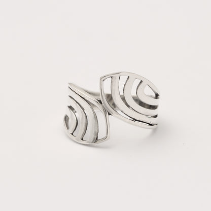 Elegant Bypass Design Sterling Silver Ring – Modern Open Curve Band
