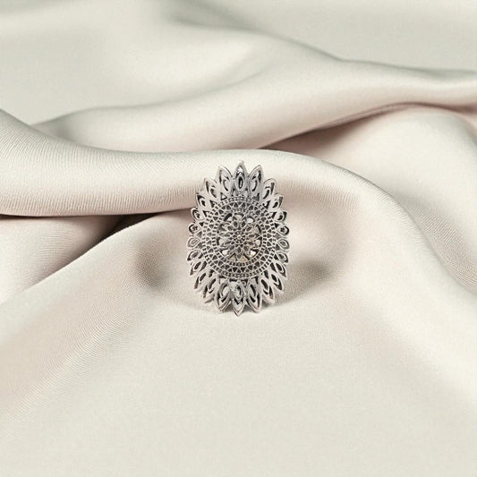 Intricate Mandala Ring – Bohemian Statement Jewelry for Mindful Elegance