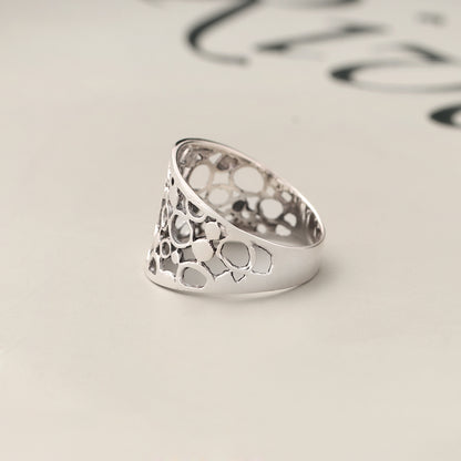 925 Sterling Silver Artistic Hole & Dot Design Ring – Modern Textured Statement Jewelry