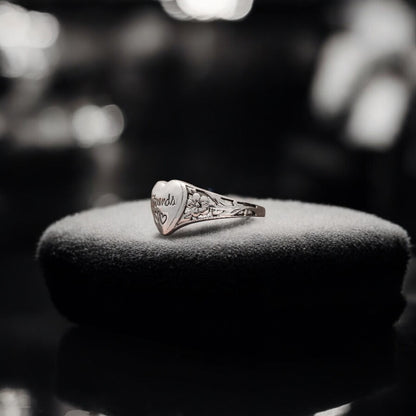 925 Sterling Silver Heart 'Friends' Ring With Floral Details – Perfect Friendship Gift