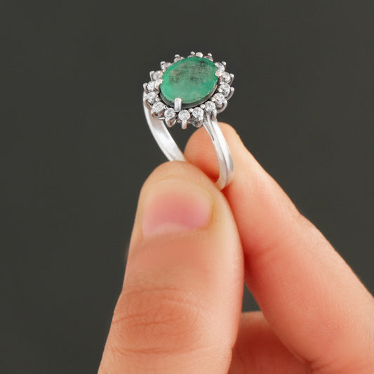 925 Sterling Silver Natural Emerald Halo Engagement Ring – Symbol of Love & Luxury