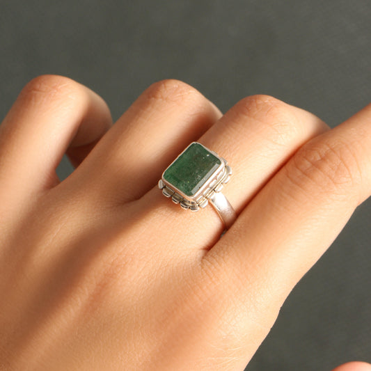 925 Sterling Silver Green Strawberry Quartz Gemstone Ring – Heart Chakra Stone for Love & Positivity