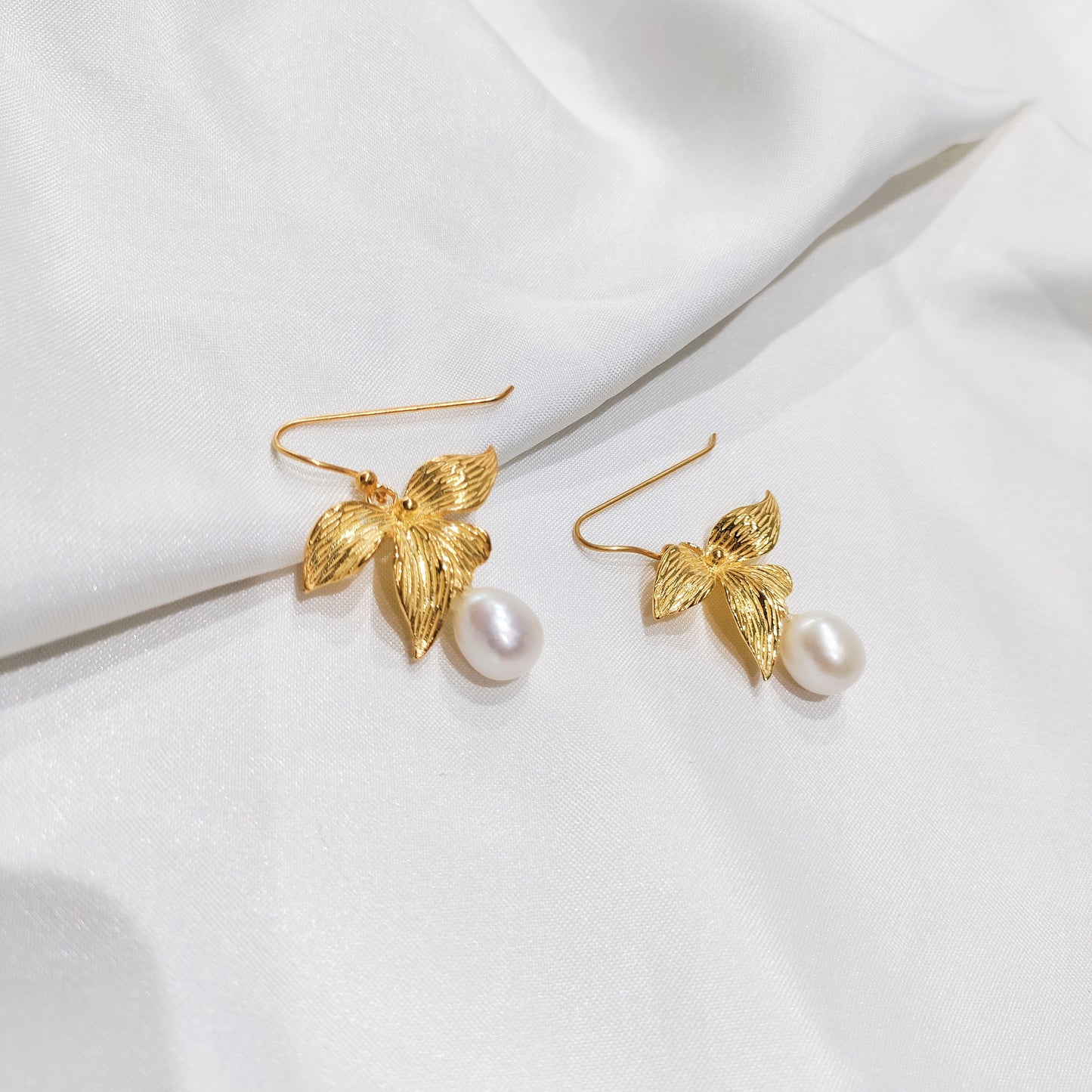 Gold Plated 925 Sterling Silver Pearl Drop Orchid Flower Earrings