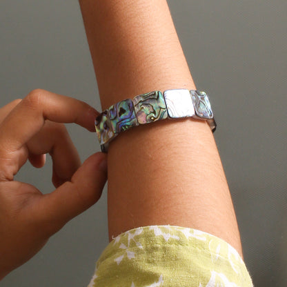 Natural Abalone Shell Square Beaded Bracelet – Handmade Stretch Bracelet for Women & Men, Ocean-Inspired Jewelry