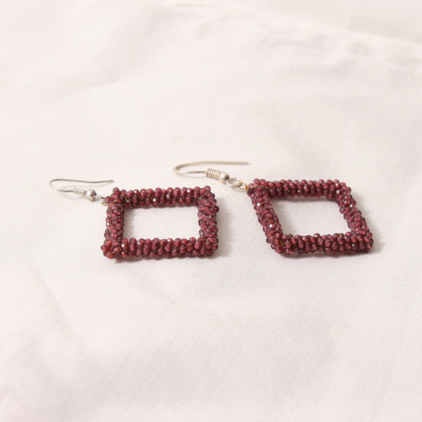 Natural Rhodolite Garnet Gemstone Earrings – Bold Square Design for Passion & Elegance