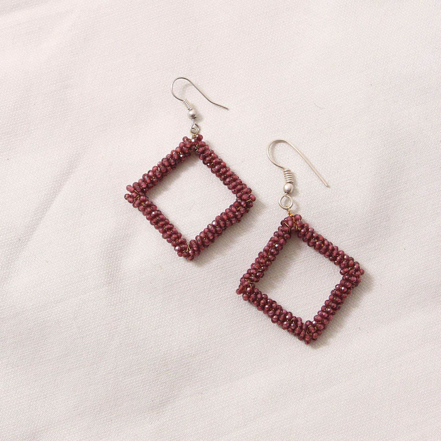 Natural Rhodolite Garnet Gemstone Earrings – Bold Square Design for Passion & Elegance
