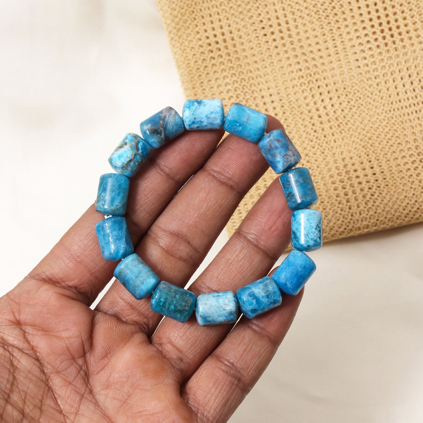 Natural Blue Apatite Plain Barrel Stretch Bead Bracelet – Handmade Healing Crystal Jewelry for Clarity & Confidence