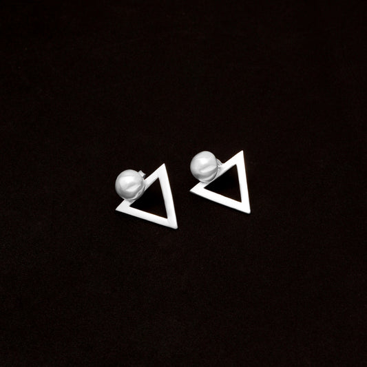 Minimalist Geometric Triangle Drop Earrings – Modern Minimalist Jewelry