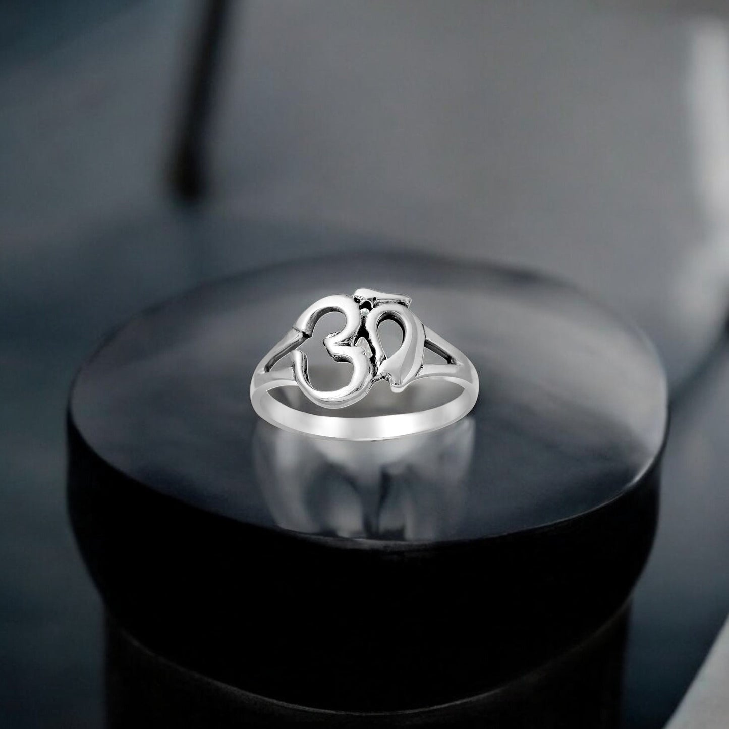 925 Sterling Silver Om Symbol Ring – Elegant Spiritual Jewelry