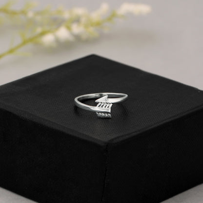 925 Sterling Silver Arrow Feather Style Ring – Elegant Minimalist Design