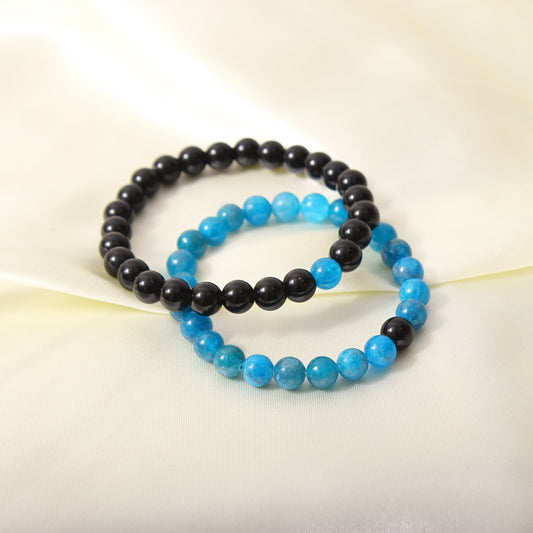 Onyx and apatite 8mm beaded stretch bracelet