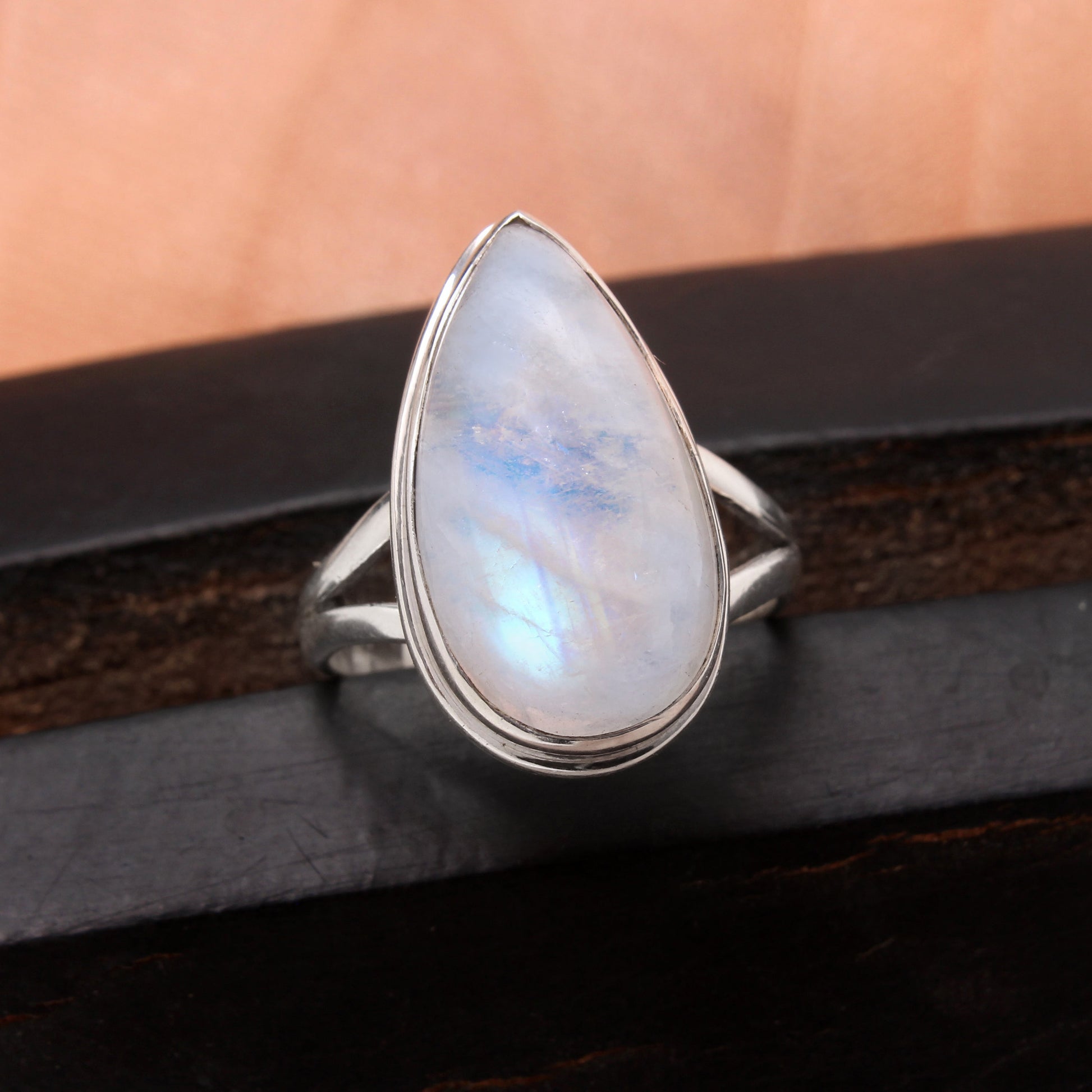 Natural Rainbow Moonstone 925 Silver Ring ( 9 us Ring Size )