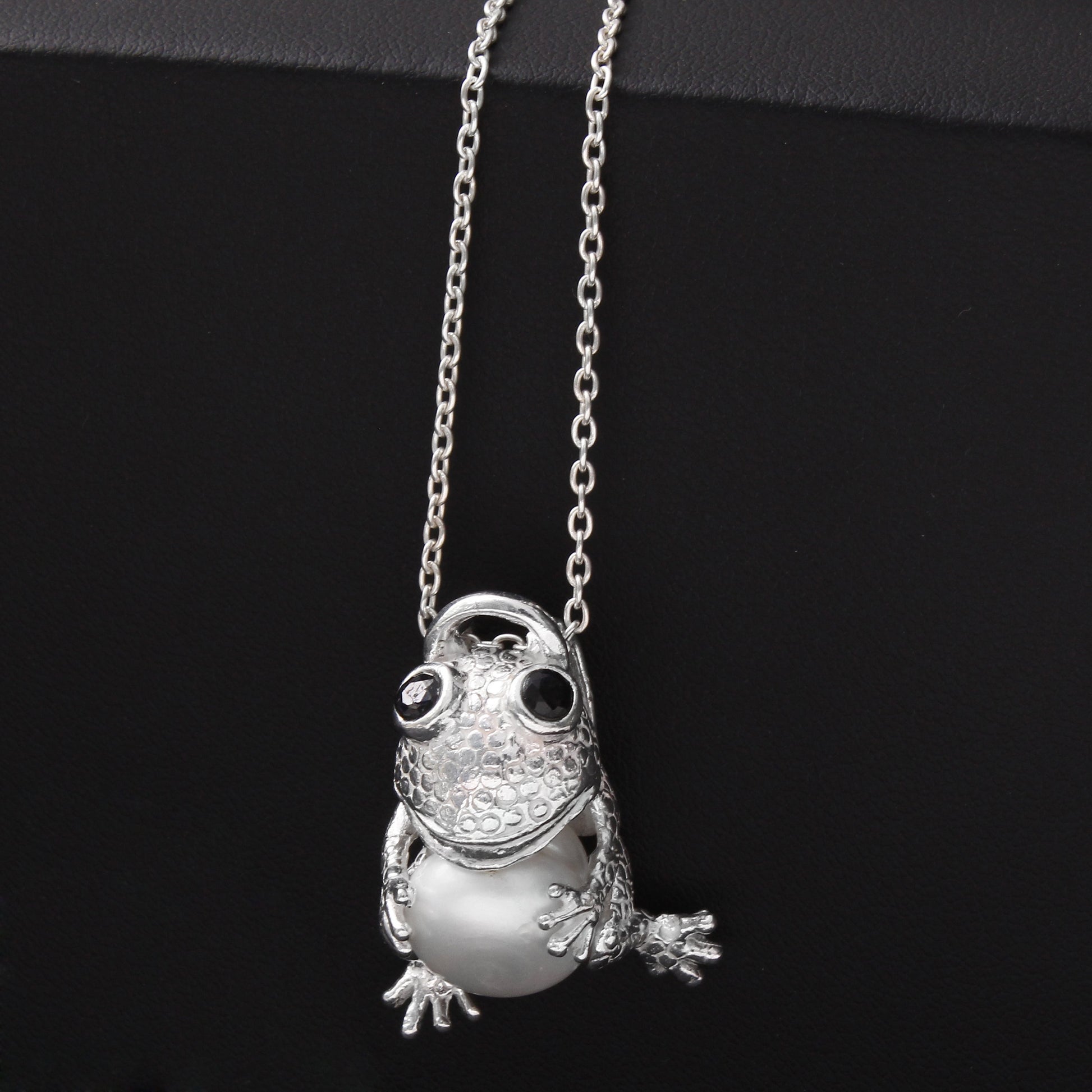 Cute Frog Silver Pendant GemsRush