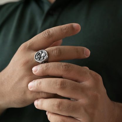 Gothic Men Signet France Ring.