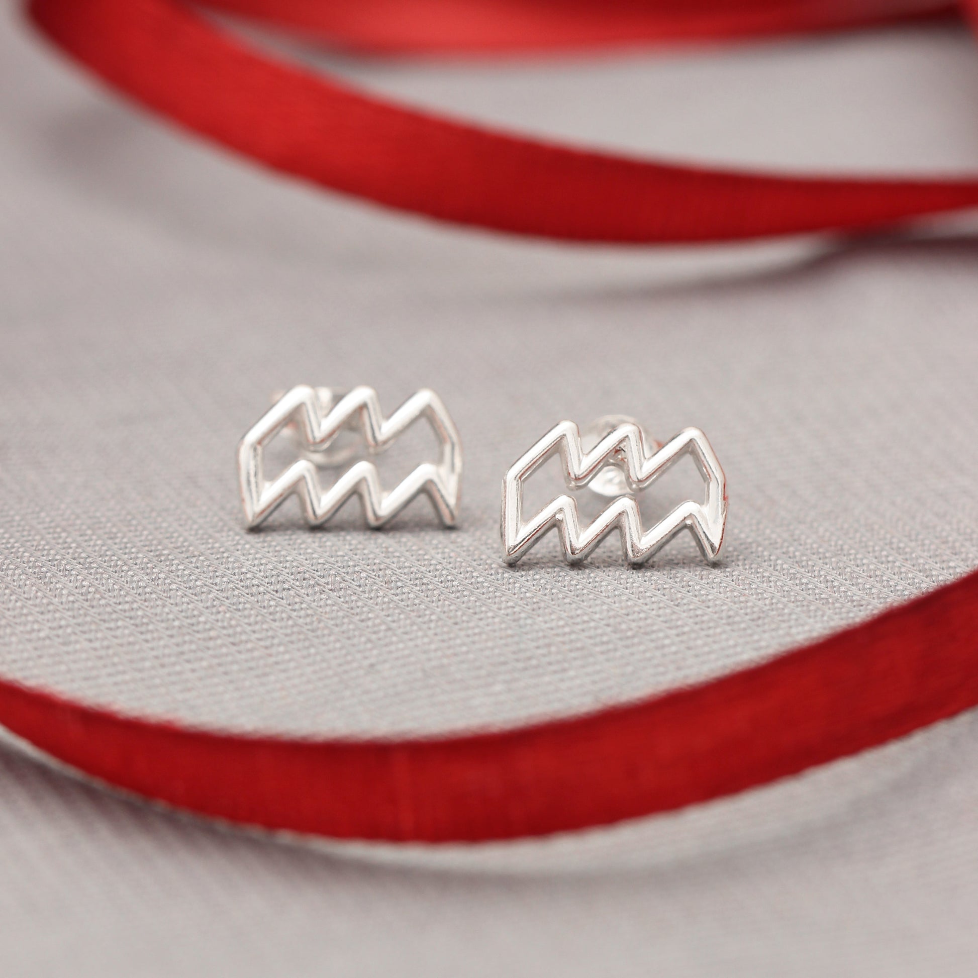 Minimalist Aquarius Stud Silver Earring GemsRush